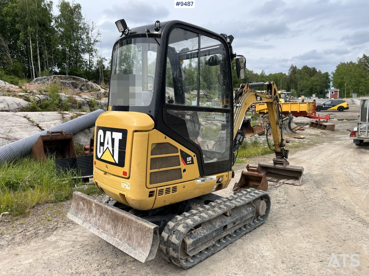 CAT 302,4D Mini excavator with attachments - Μίνι εκσκαφέας: φωτογραφία 3 CAT 302,4D Mini excavator with attachments - Μίνι εκσκαφέας: φωτογραφία 3