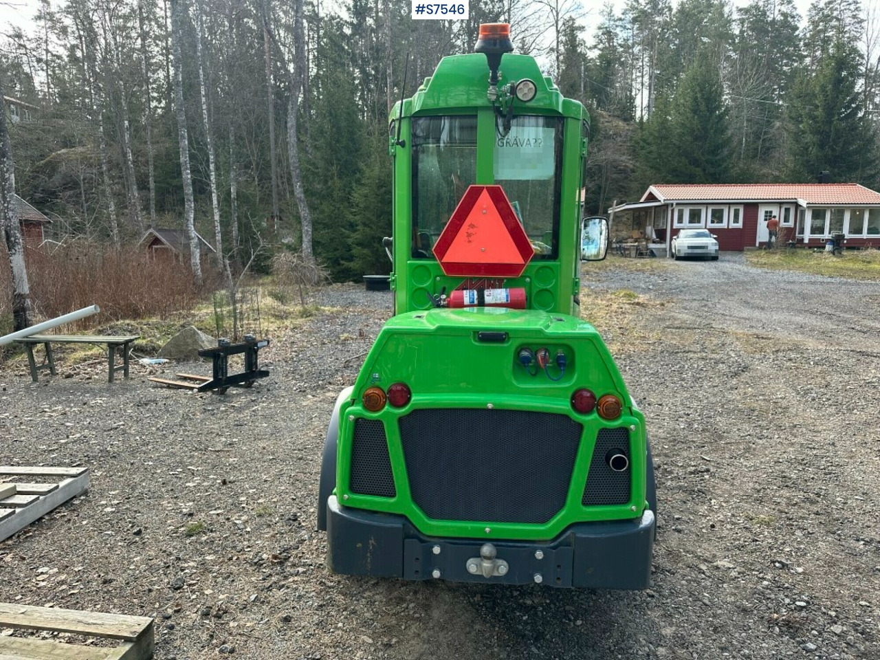 COMPACT LOADER, AVANT 750, WITH MANY TOOLS (SEE VIDEO) - Σπαστός φορτωτής: φωτογραφία 4 COMPACT LOADER, AVANT 750, WITH MANY TOOLS (SEE VIDEO) - Σπαστός φορτωτής: φωτογραφία 4
