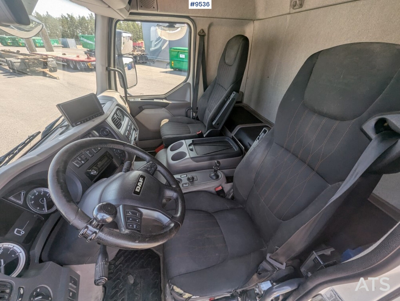 Hooklift Truck Daf FA LF260I - Φορτηγό φόρτωσης γάντζου: φωτογραφία 5 Hooklift Truck Daf FA LF260I - Φορτηγό φόρτωσης γάντζου: φωτογραφία 5