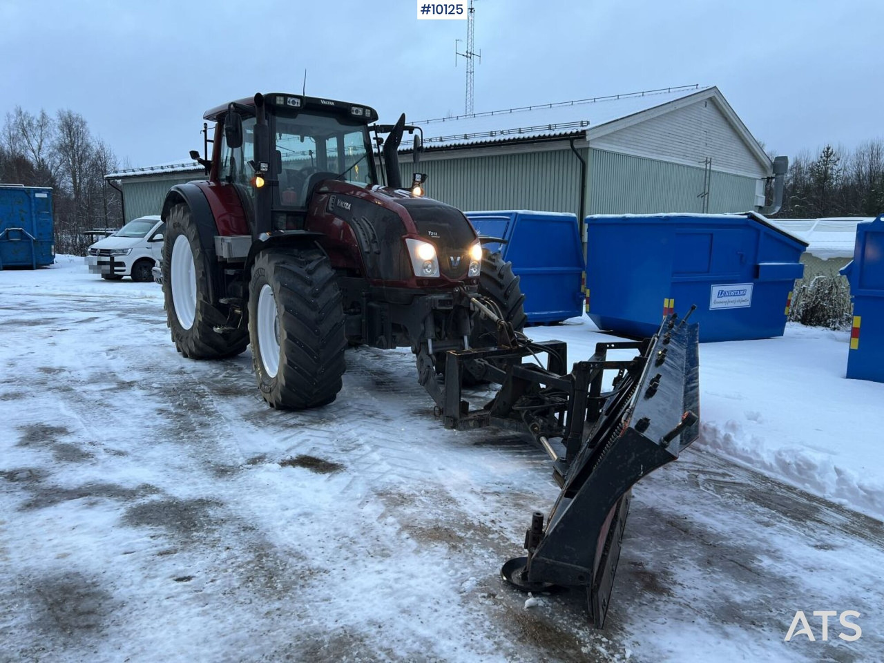 Δημοτικό τρακτέρ VALTRA T213 Tractor with plowing equipment: φωτογραφία 11 Δημοτικό τρακτέρ VALTRA T213 Tractor with plowing equipment: φωτογραφία 11