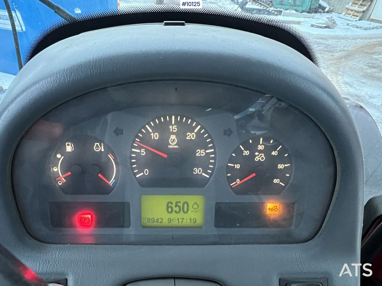 Δημοτικό τρακτέρ VALTRA T213 Tractor with plowing equipment: φωτογραφία 50 Δημοτικό τρακτέρ VALTRA T213 Tractor with plowing equipment: φωτογραφία 50