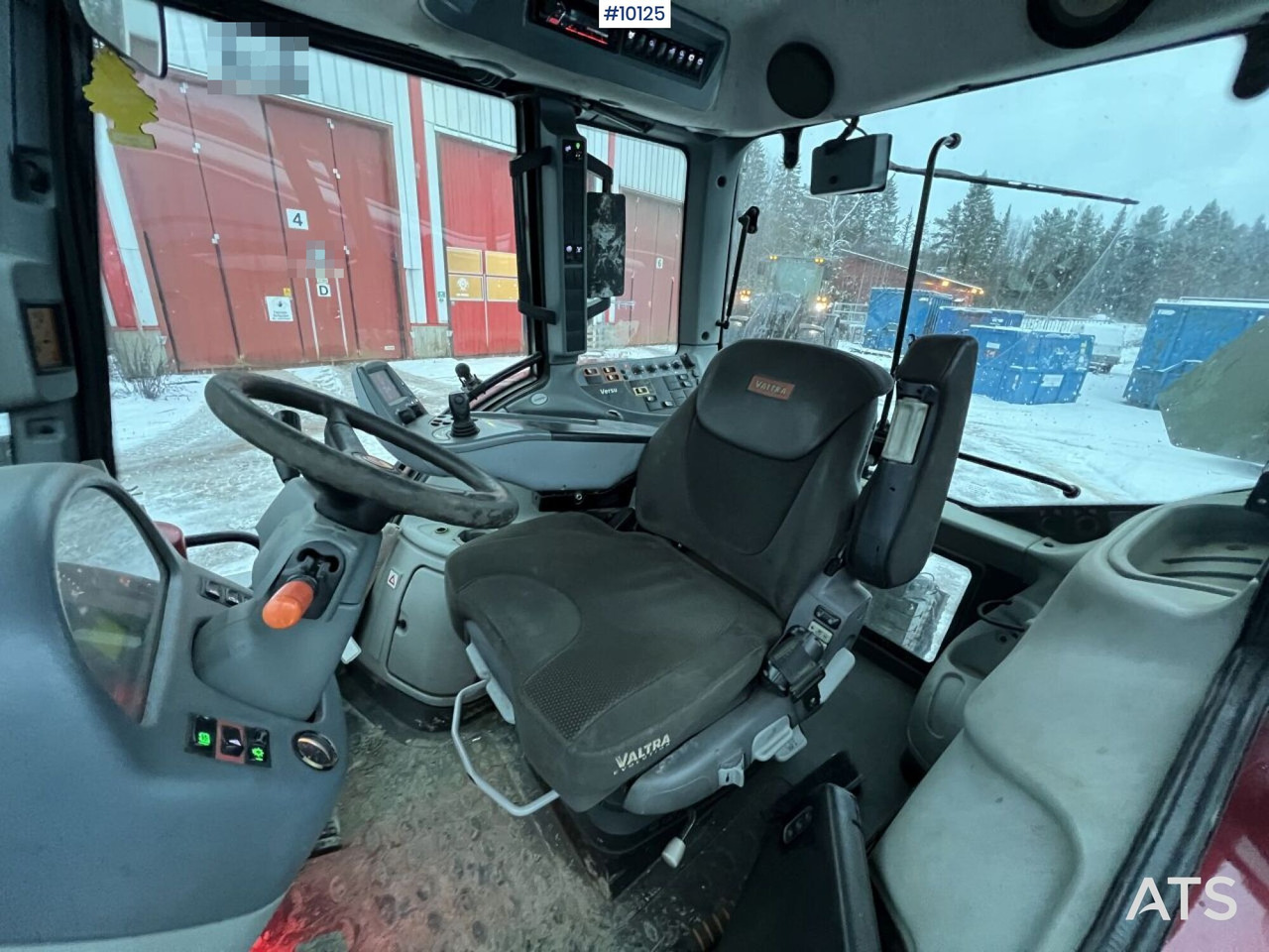 Δημοτικό τρακτέρ VALTRA T213 Tractor with plowing equipment: φωτογραφία 6 Δημοτικό τρακτέρ VALTRA T213 Tractor with plowing equipment: φωτογραφία 6