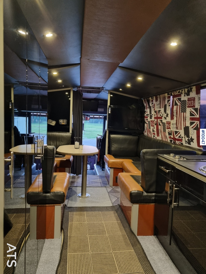 VOLVO B10M-70B Motorhome / Snowmobile bus with rear lift - Αυτοκινούμενο βαν: φωτογραφία 4 VOLVO B10M-70B Motorhome / Snowmobile bus with rear lift - Αυτοκινούμενο βαν: φωτογραφία 4