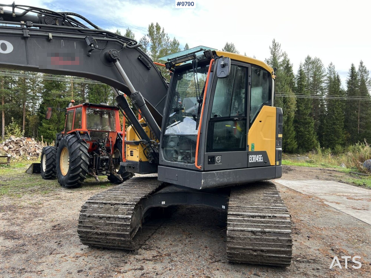 VOLVO ECR145 EL Excavator with attachments - Ερπυστριοφόρος εκσκαφέας: φωτογραφία 2 VOLVO ECR145 EL Excavator with attachments - Ερπυστριοφόρος εκσκαφέας: φωτογραφία 2