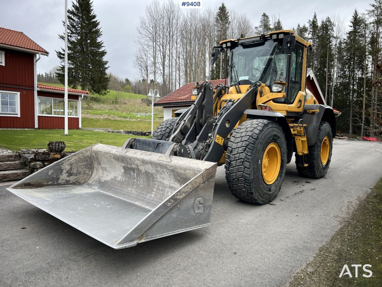 VOLVO L60 H with bucket (VIDEO) - Ελαστιχοφόρος φορτωτής: φωτογραφία 1 VOLVO L60 H with bucket (VIDEO) - Ελαστιχοφόρος φορτωτής: φωτογραφία 1