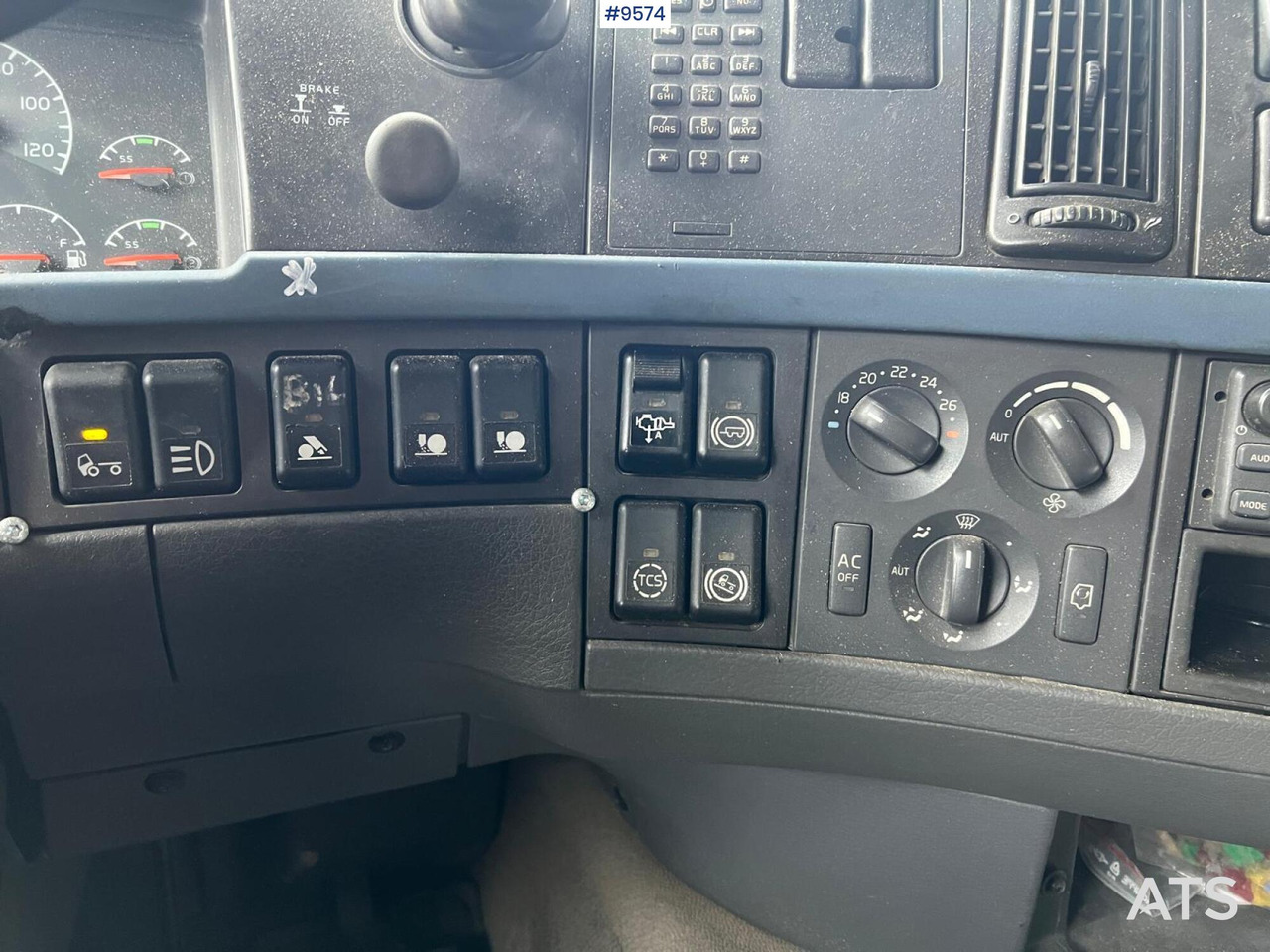 Φορτηγό με ανοιχτή καρότσα Volvo FH 520 6X4 Quick lock with flatbed: φωτογραφία 19