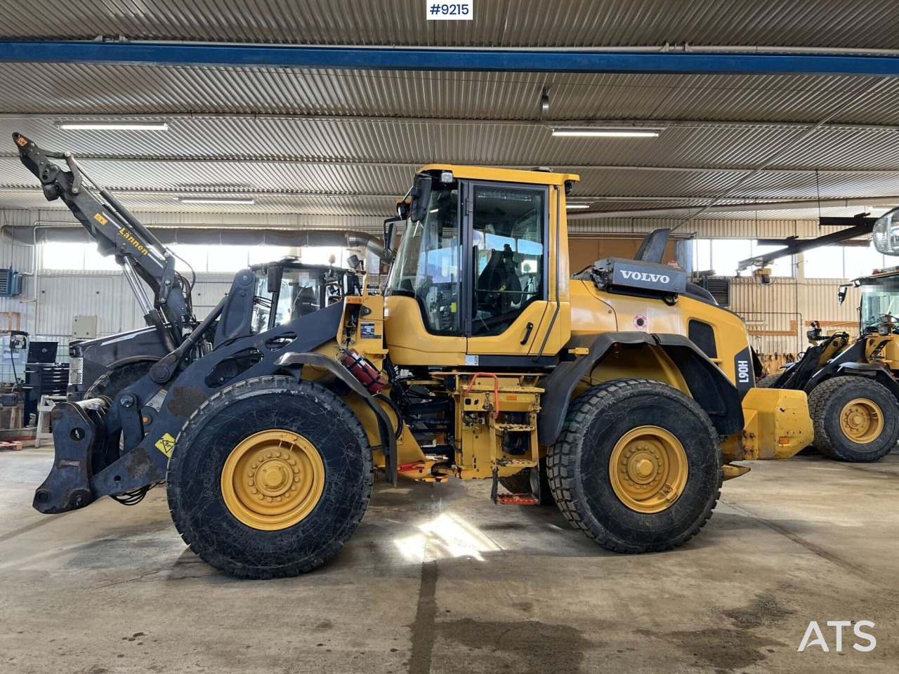 Volvo L 90 H Wheel loader (VIDEO) - Ελαστιχοφόρος φορτωτής: φωτογραφία 1 Volvo L 90 H Wheel loader (VIDEO) - Ελαστιχοφόρος φορτωτής: φωτογραφία 1
