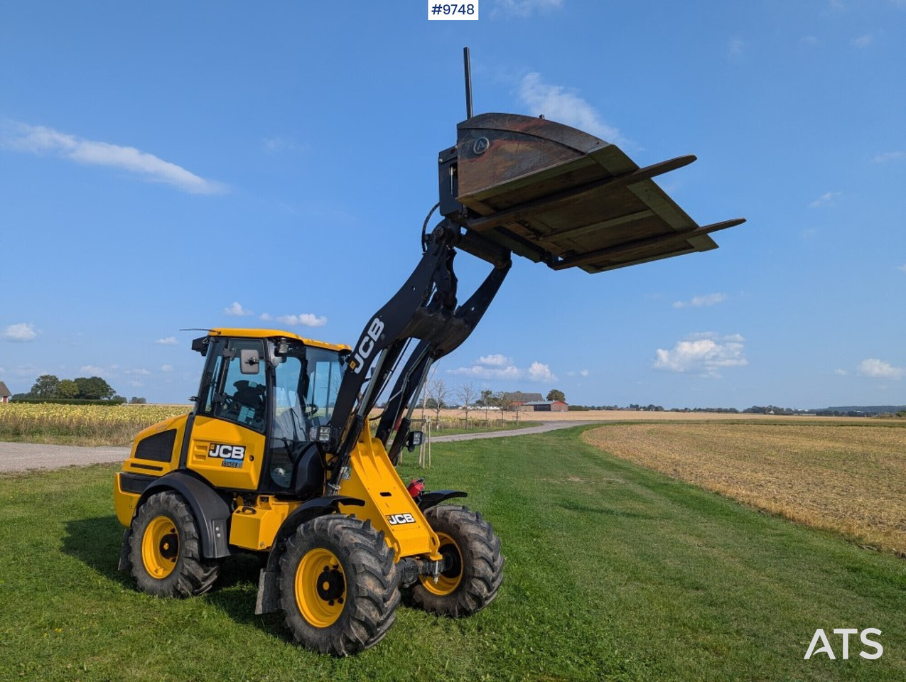 Wheel loader JCB 409 Stage V Nordic Edition 40km/h with attachments - Ελαστιχοφόρος φορτωτής: φωτογραφία 2 Wheel loader JCB 409 Stage V Nordic Edition 40km/h with attachments - Ελαστιχοφόρος φορτωτής: φωτογραφία 2