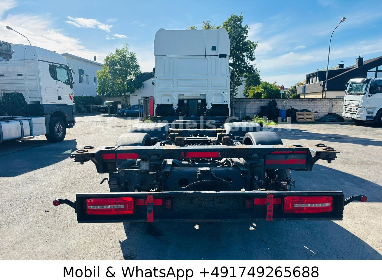 DAF XF480 SSC BDF *Retarder/Lenk+Lift/ACC/2xTank/AHK - Φορτηγό μεταφοράς εμπορευματοκιβωτίων/ Κινητό αμάξωμα: φωτογραφία 4 DAF XF480 SSC BDF *Retarder/Lenk+Lift/ACC/2xTank/AHK - Φορτηγό μεταφοράς εμπορευματοκιβωτίων/ Κινητό αμάξωμα: φωτογραφία 4