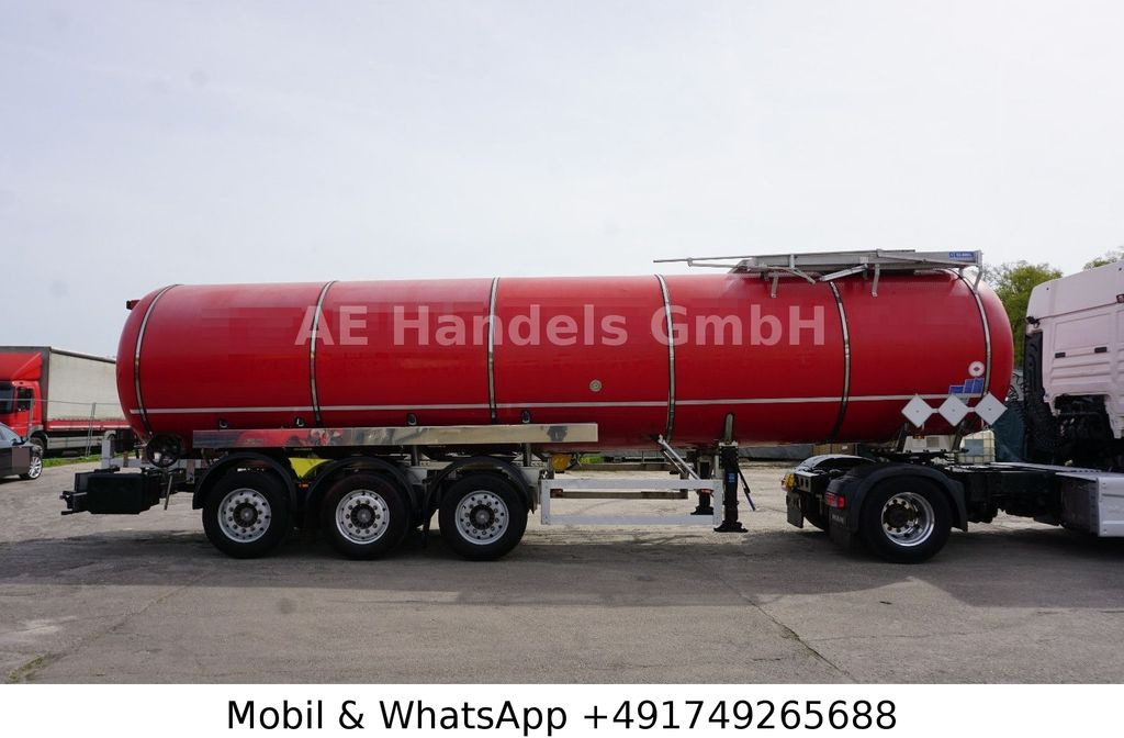 Feldbinder TSA 32.3 Aluminium Bitumen*ADR/32.000Ltr./3-Axle - Επικαθήμενο βυτίο: φωτογραφία 2 Feldbinder TSA 32.3 Aluminium Bitumen*ADR/32.000Ltr./3-Axle - Επικαθήμενο βυτίο: φωτογραφία 2