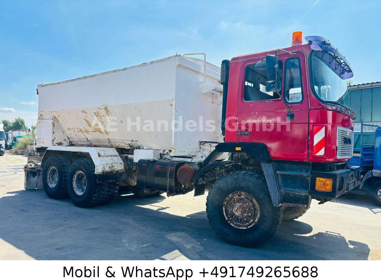 MAN F10 BB 6x6 Bindemittelstreuer *Manual/Analog - Φορτηγό: φωτογραφία 4 MAN F10 BB 6x6 Bindemittelstreuer *Manual/Analog - Φορτηγό: φωτογραφία 4