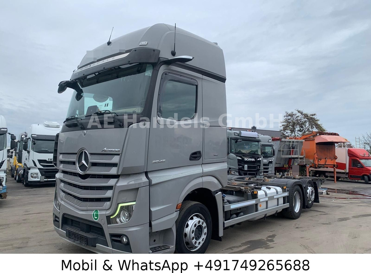 Mercedes-Benz Actros V 2545 BigSpace LL*Retarder/LBW/Lenk+Lift - Φορτηγό σασί: φωτογραφία 1 Mercedes-Benz Actros V 2545 BigSpace LL*Retarder/LBW/Lenk+Lift - Φορτηγό σασί: φωτογραφία 1