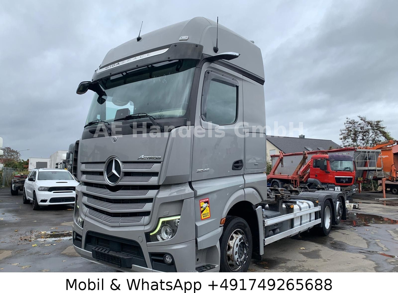 Mercedes-Benz Actros V 2545 BigSpace LL*Retarder/LBW/Lenk+Lift - Φορτηγό σασί: φωτογραφία 1 Mercedes-Benz Actros V 2545 BigSpace LL*Retarder/LBW/Lenk+Lift - Φορτηγό σασί: φωτογραφία 1