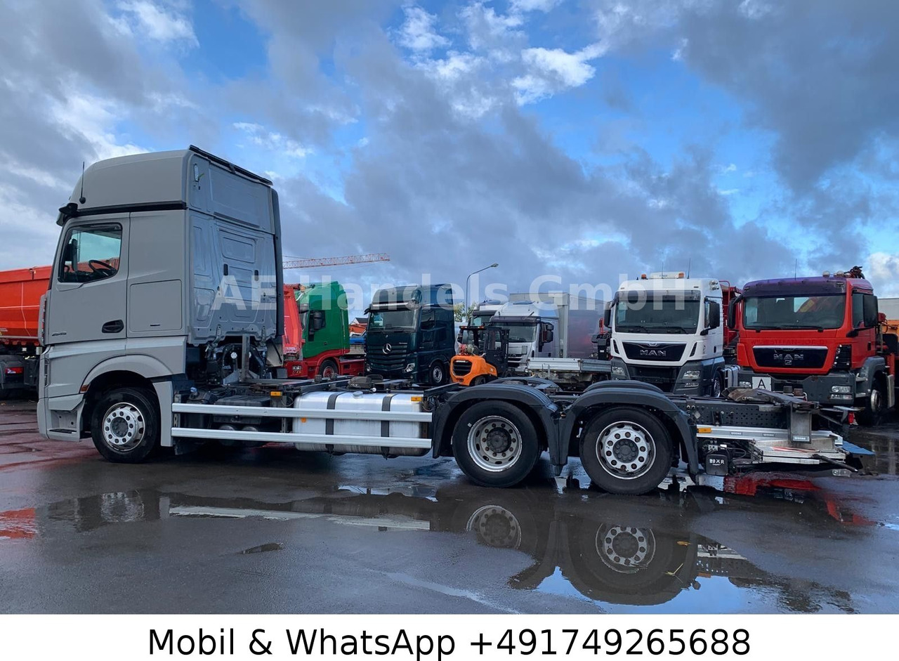 Mercedes-Benz Actros V 2545 BigSpace LL*Retarder/LBW/Lenk+Lift - Φορτηγό σασί: φωτογραφία 2 Mercedes-Benz Actros V 2545 BigSpace LL*Retarder/LBW/Lenk+Lift - Φορτηγό σασί: φωτογραφία 2