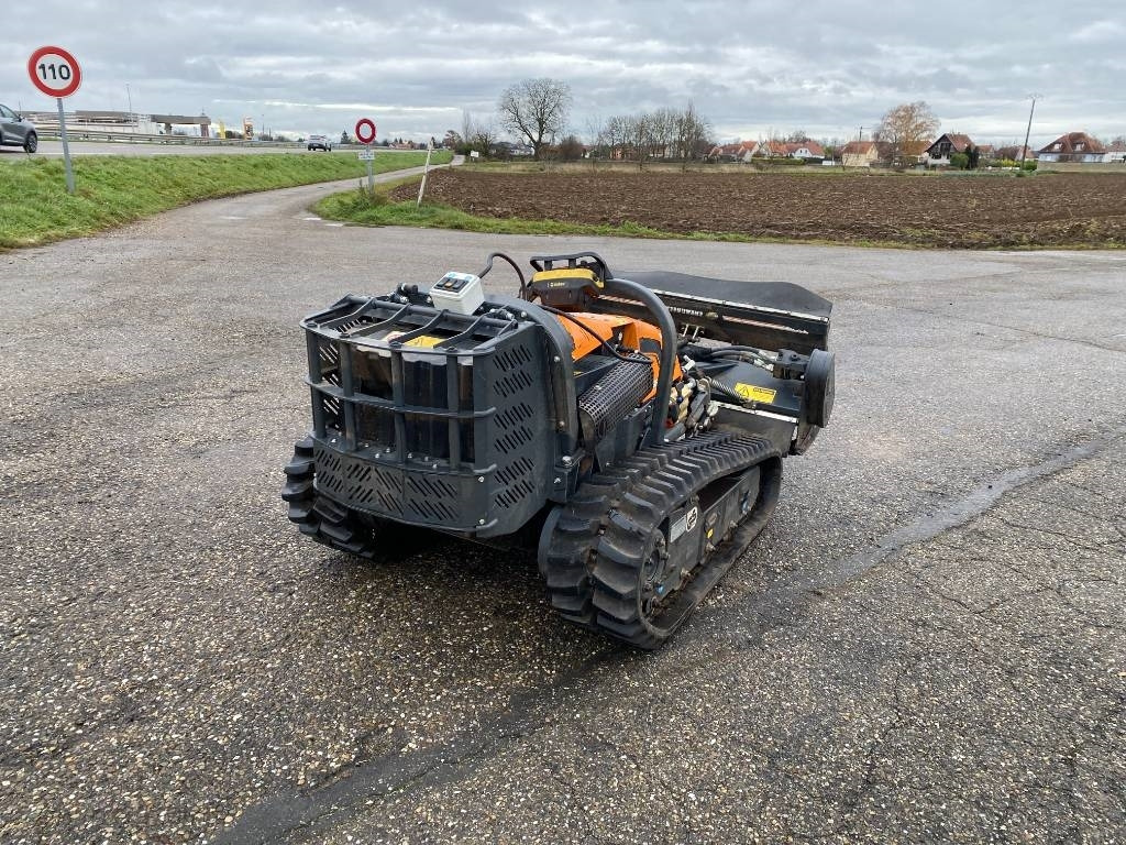 Energreen ENERGREEN ROBOGREEN EVO + HEAD 130 1er Main - Καταστροφέας κλαδιών: φωτογραφία 4 Energreen ENERGREEN ROBOGREEN EVO + HEAD 130 1er Main - Καταστροφέας κλαδιών: φωτογραφία 4