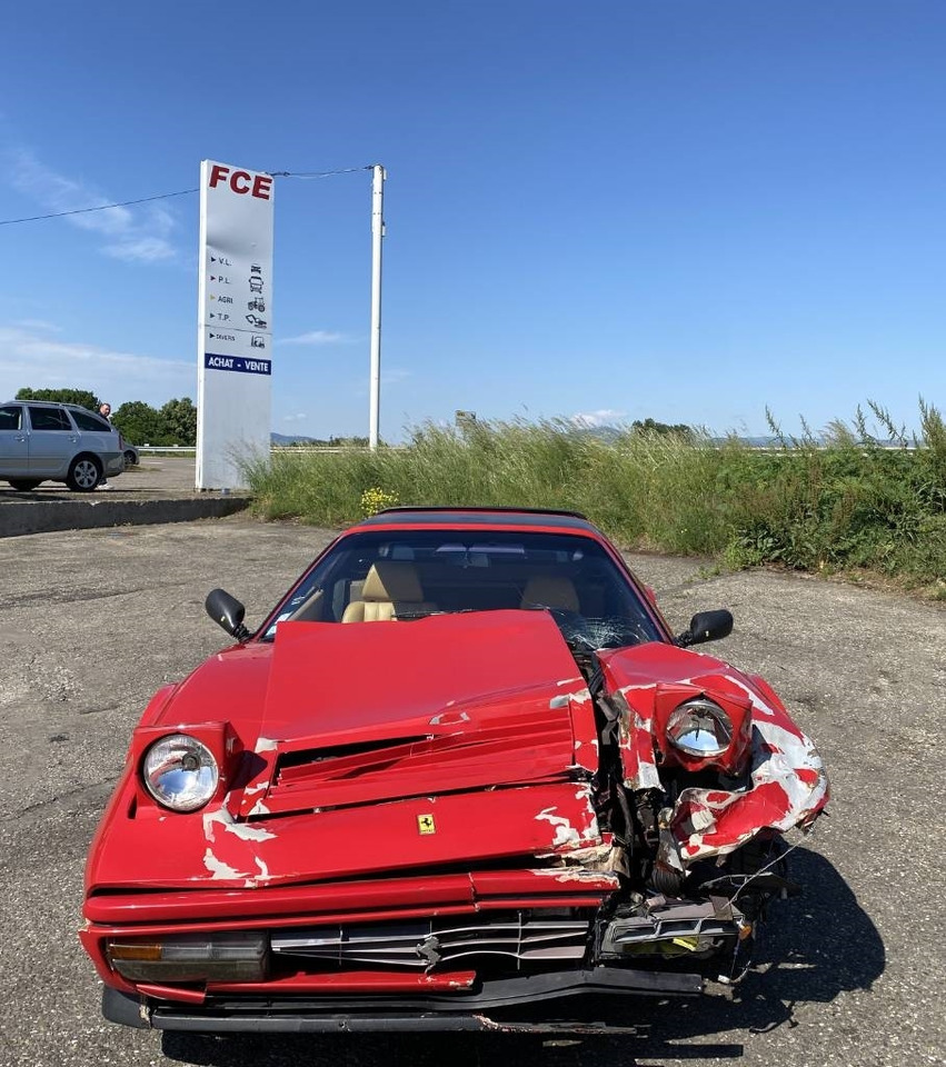 Ferrari 328 GTS / Origine Française endommagé - Αυτοκίνητο: φωτογραφία 3 Ferrari 328 GTS / Origine Française endommagé - Αυτοκίνητο: φωτογραφία 3