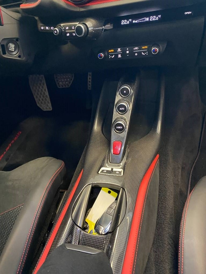 Αυτοκίνητο Ferrari 812 SUPERFAST / ROSSO 70ANNI endommagé: φωτογραφία 38