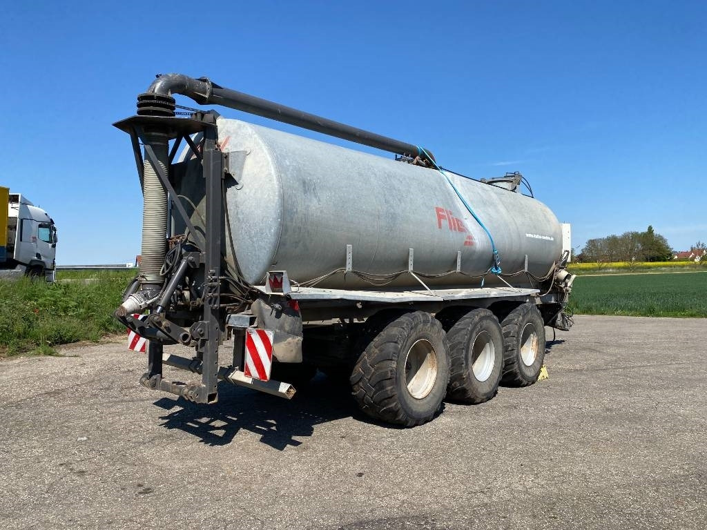 Fliegl WFG10100/Châssis Porteur-Citerne 24000Litres - Κοπροδιανομέας υγρής κοπριάς: φωτογραφία 4 Fliegl WFG10100/Châssis Porteur-Citerne 24000Litres - Κοπροδιανομέας υγρής κοπριάς: φωτογραφία 4
