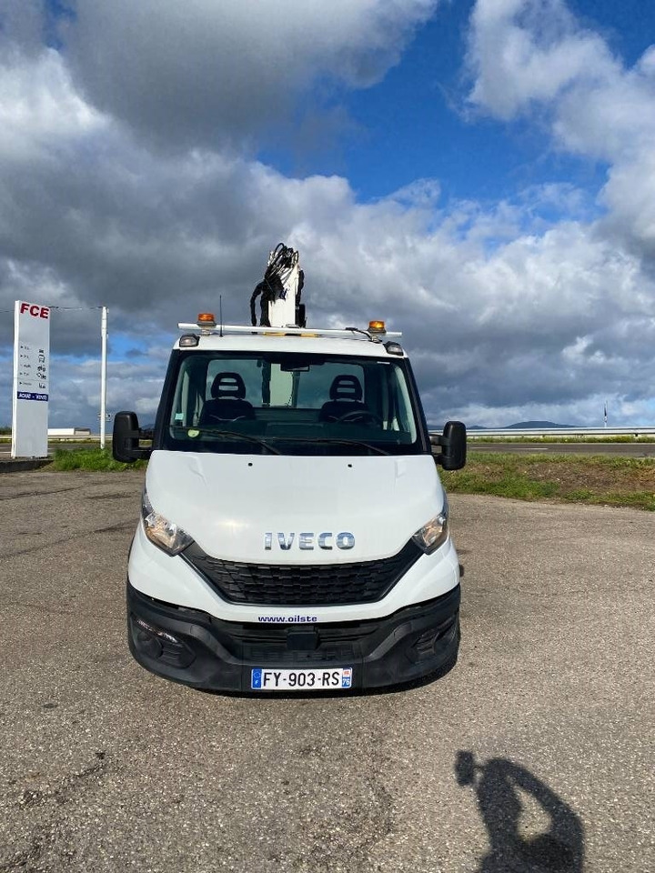Iveco DAILY 35-140S / 2.3 Multijet 136-OIL&STEEL - Φορτηγό με εναέρια πλατφόρμα: φωτογραφία 3 Iveco DAILY 35-140S / 2.3 Multijet 136-OIL&STEEL - Φορτηγό με εναέρια πλατφόρμα: φωτογραφία 3