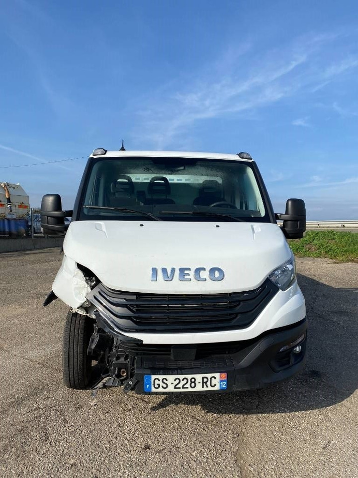 Iveco DAILY 35-180/35C18 3.0-180 M/Jet endommagé - Μικρό φορτηγό με καρότσα: φωτογραφία 2 Iveco DAILY 35-180/35C18 3.0-180 M/Jet endommagé - Μικρό φορτηγό με καρότσα: φωτογραφία 2