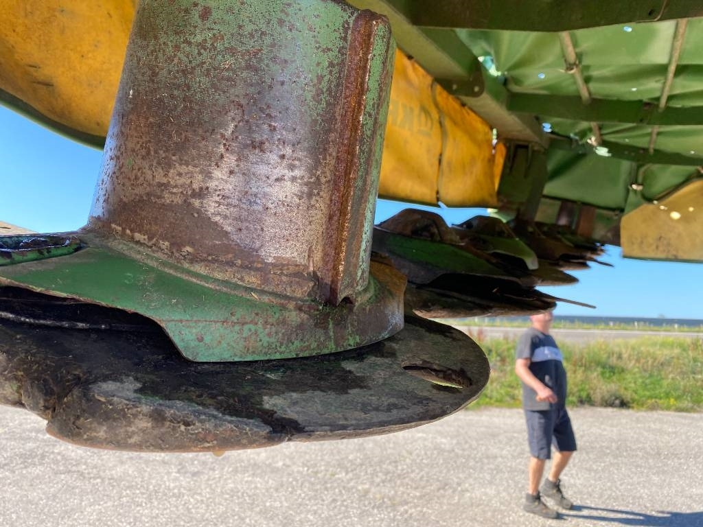 Χορτοκοπτικό Krone EASY CUT R360 endommagé: φωτογραφία 37 Χορτοκοπτικό Krone EASY CUT R360 endommagé: φωτογραφία 37