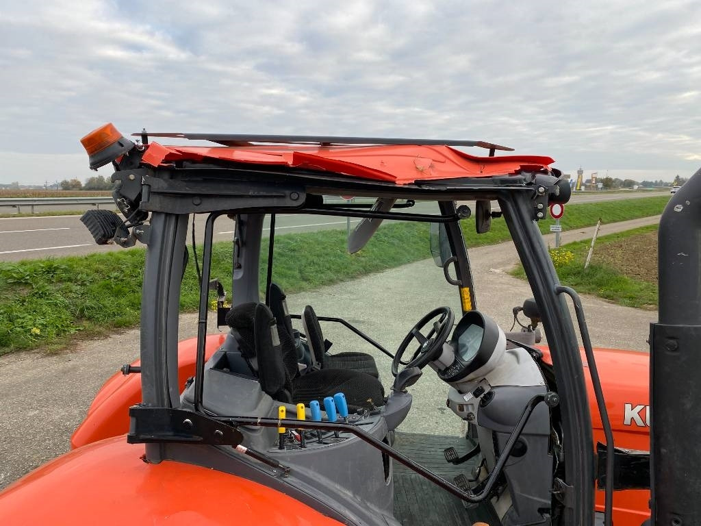 Τρακτέρ Kubota M6121 Carte Grise Française endommagé: φωτογραφία 12 Τρακτέρ Kubota M6121 Carte Grise Française endommagé: φωτογραφία 12