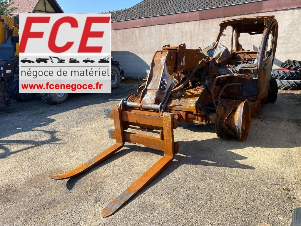 Manitou MLT 737 endommagé - Τηλεσκοπικός φορτωτής: φωτογραφία 1 Manitou MLT 737 endommagé - Τηλεσκοπικός φορτωτής: φωτογραφία 1