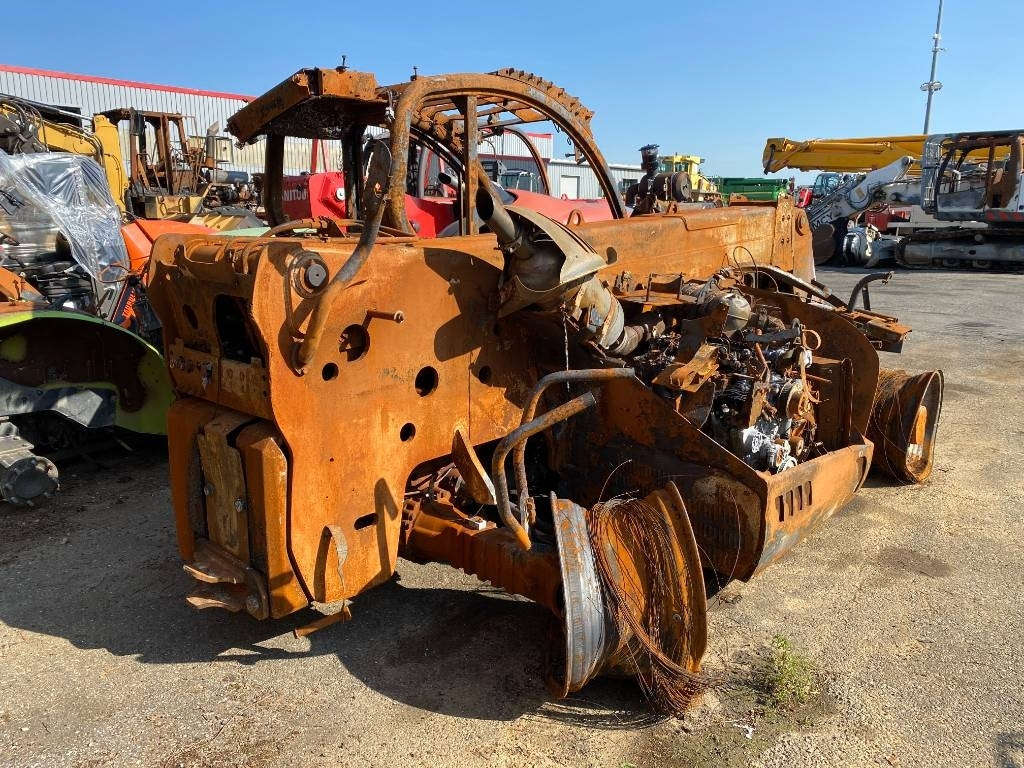 Manitou MLT 737 endommagé - Τηλεσκοπικός φορτωτής: φωτογραφία 4 Manitou MLT 737 endommagé - Τηλεσκοπικός φορτωτής: φωτογραφία 4