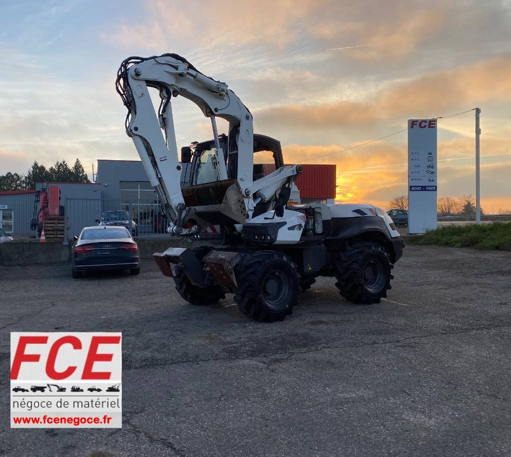 Mecalac 12MTX 1er Main/Certificat CE endommagée - Τροχοφόρος εκσκαφέας: φωτογραφία 1 Mecalac 12MTX 1er Main/Certificat CE endommagée - Τροχοφόρος εκσκαφέας: φωτογραφία 1