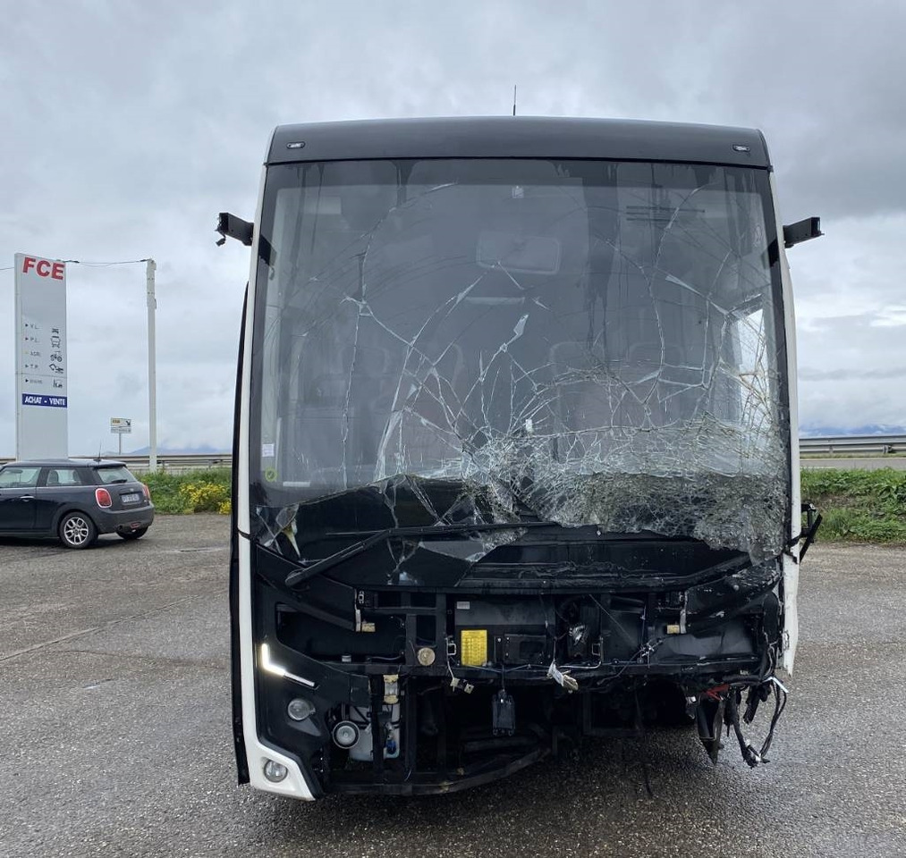 Otokar ULYSO-T Cummins e6/316Ps endommagé - Πούλμαν: φωτογραφία 2 Otokar ULYSO-T Cummins e6/316Ps endommagé - Πούλμαν: φωτογραφία 2