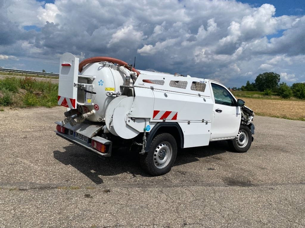 Toyota HILUX 2.4 D4D /MINIMAX COMBINE LONGWAY endommagé - Όχημα εκκένωσης βόθρων: φωτογραφία 4 Toyota HILUX 2.4 D4D /MINIMAX COMBINE LONGWAY endommagé - Όχημα εκκένωσης βόθρων: φωτογραφία 4