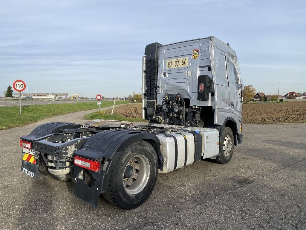 Volvo FH 460 / I-Save 1er Main endommagé - Τράκτορας: φωτογραφία 4 Volvo FH 460 / I-Save 1er Main endommagé - Τράκτορας: φωτογραφία 4
