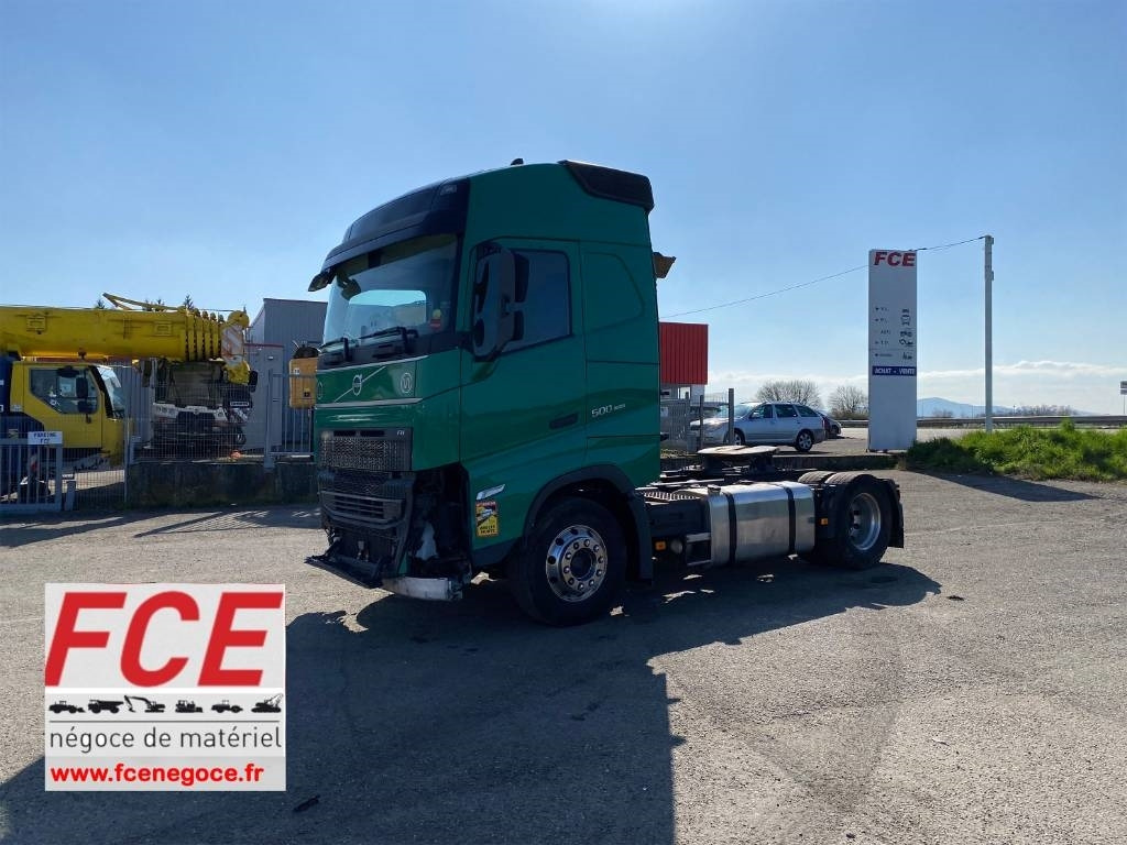 Volvo FH 500 I-save GLOBETROTTER 1er Main endommagé - Τράκτορας: φωτογραφία 1 Volvo FH 500 I-save GLOBETROTTER 1er Main endommagé - Τράκτορας: φωτογραφία 1