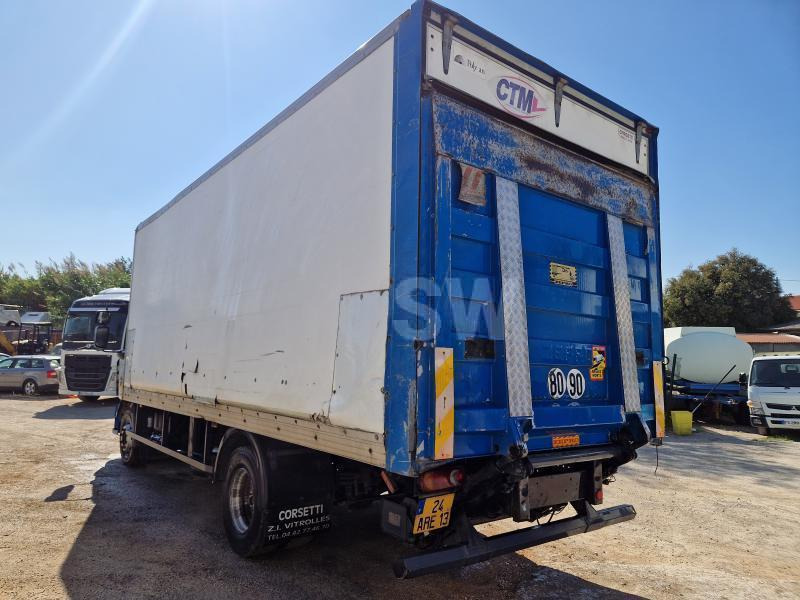 Renault DCI 220 - Φορτηγό κόφα: φωτογραφία 5 Renault DCI 220 - Φορτηγό κόφα: φωτογραφία 5