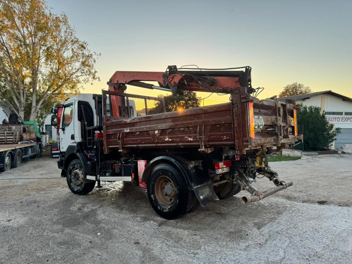 Renault Kerax 410 DXI - Φορτηγό ανατρεπόμενο: φωτογραφία 4 Renault Kerax 410 DXI - Φορτηγό ανατρεπόμενο: φωτογραφία 4