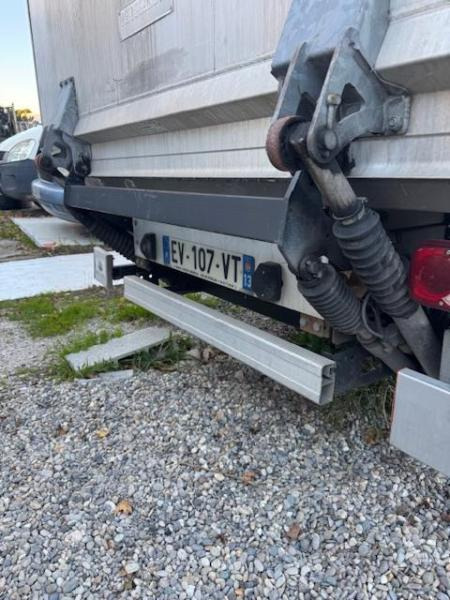 Renault MASTER DCI 145 CAISSE HAYON - Επαγγελματικό αυτοκίνητο κόφα: φωτογραφία 5 Renault MASTER DCI 145 CAISSE HAYON - Επαγγελματικό αυτοκίνητο κόφα: φωτογραφία 5