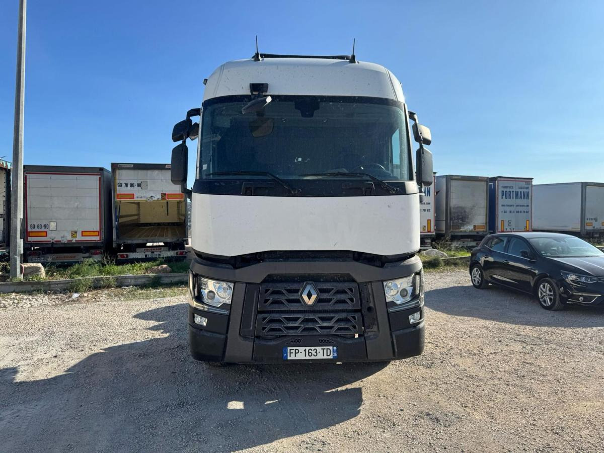 Renault T 460 - Τράκτορας: φωτογραφία 2 Renault T 460 - Τράκτορας: φωτογραφία 2