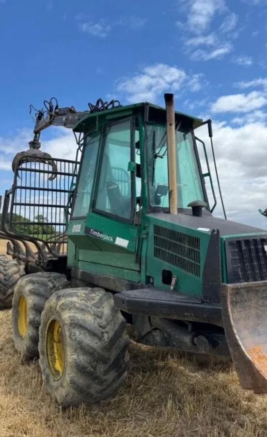 Timberjack 810B - Λαστιχοφόρα προωθητικo - forwarder: φωτογραφία 5 Timberjack 810B - Λαστιχοφόρα προωθητικo - forwarder: φωτογραφία 5