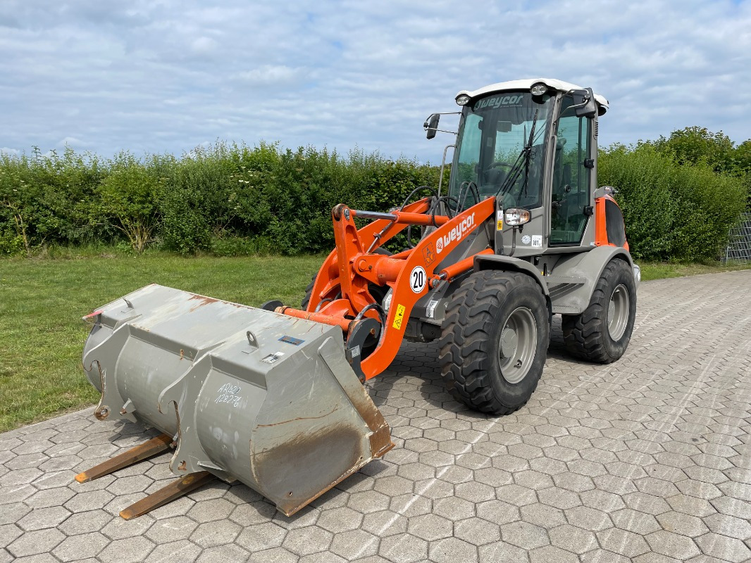 Atlas AR420 - Ελαστιχοφόρος φορτωτής: φωτογραφία 1 Atlas AR420 - Ελαστιχοφόρος φορτωτής: φωτογραφία 1