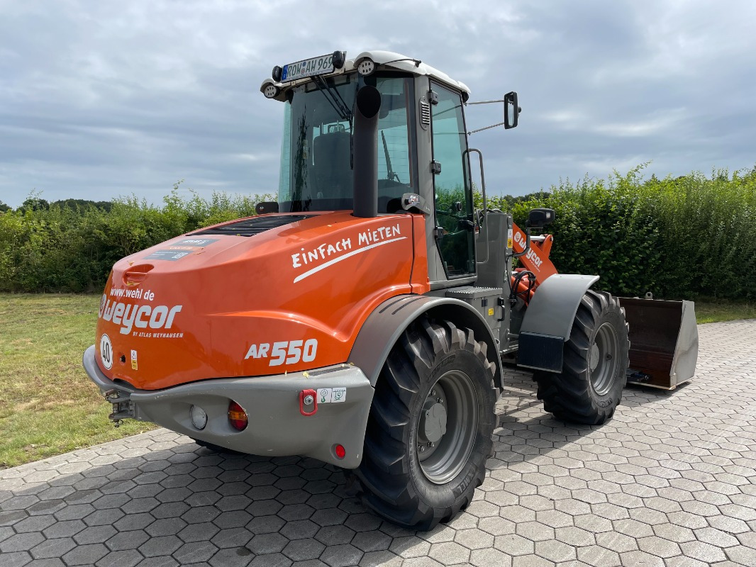 Atlas AR550SL - Ελαστιχοφόρος φορτωτής: φωτογραφία 2 Atlas AR550SL - Ελαστιχοφόρος φορτωτής: φωτογραφία 2