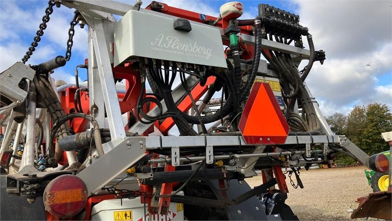 Kuhn OCEANIS 7700 L 30M - Συρόμενο ψεκαστικό: φωτογραφία 4 Kuhn OCEANIS 7700 L 30M - Συρόμενο ψεκαστικό: φωτογραφία 4