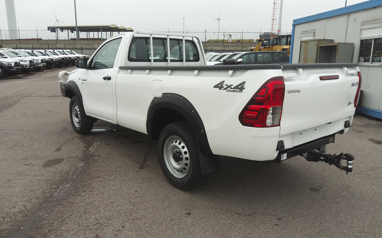 Toyota Hilux / Revo RHD Pick-up single Cab 2.8L Diesel Manual - Ημιφορτηγό: φωτογραφία 4 Toyota Hilux / Revo RHD Pick-up single Cab 2.8L Diesel Manual - Ημιφορτηγό: φωτογραφία 4