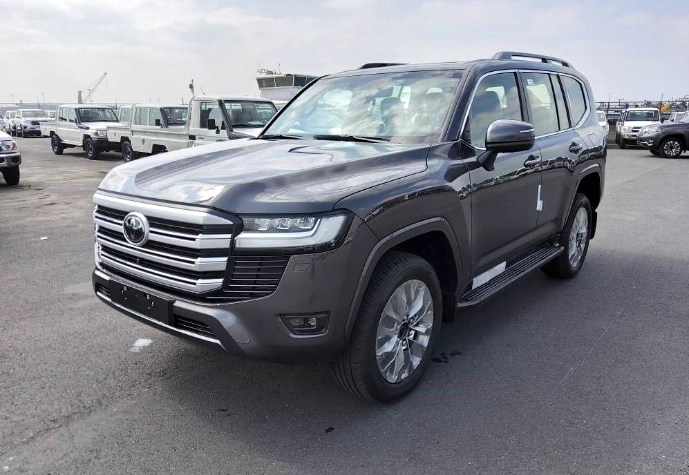 Toyota Land Cruiser 300 V6 VXR ZX 7 SEATERS / PLACES 3.5L Petrol Automatic AEOB - Αυτοκίνητο: φωτογραφία 1 Toyota Land Cruiser 300 V6 VXR ZX 7 SEATERS / PLACES 3.5L Petrol Automatic AEOB - Αυτοκίνητο: φωτογραφία 1
