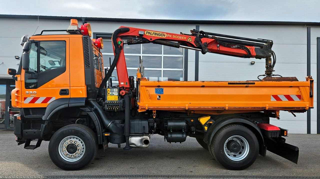 Iveco Trakker 190T33 4x4 Euro5 Kran Palfinger Funk - Φορτηγό ανατρεπόμενο, Φορτηγό με γερανό: φωτογραφία 5 Iveco Trakker 190T33 4x4 Euro5 Kran Palfinger Funk - Φορτηγό ανατρεπόμενο, Φορτηγό με γερανό: φωτογραφία 5