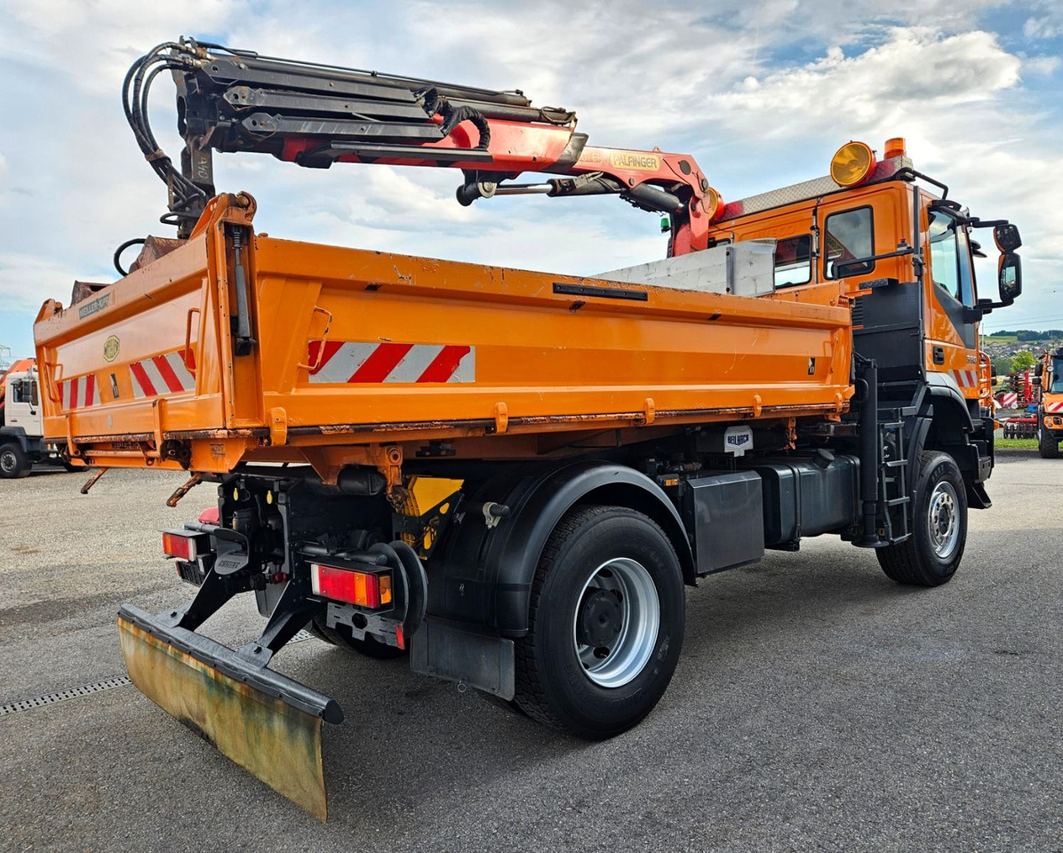 Iveco Trakker 190T33 4x4 Euro5 Kran Palfinger Funk - Φορτηγό ανατρεπόμενο, Φορτηγό με γερανό: φωτογραφία 3 Iveco Trakker 190T33 4x4 Euro5 Kran Palfinger Funk - Φορτηγό ανατρεπόμενο, Φορτηγό με γερανό: φωτογραφία 3