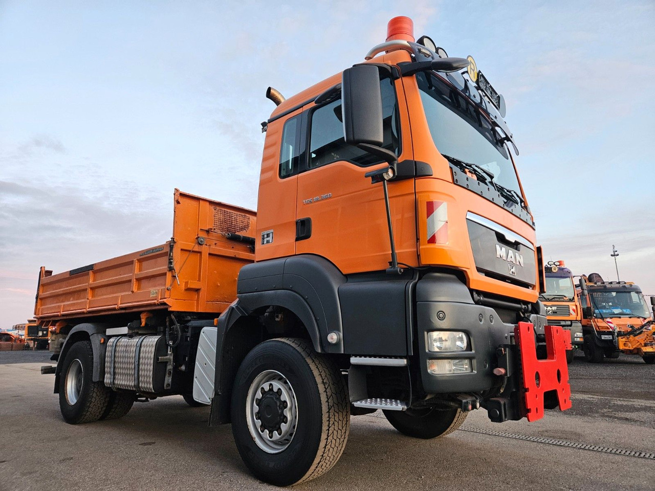 MAN TGS 18.360 4x4 BL Euro5 Meiller - Φορτηγό ανατρεπόμενο: φωτογραφία 4 MAN TGS 18.360 4x4 BL Euro5 Meiller - Φορτηγό ανατρεπόμενο: φωτογραφία 4