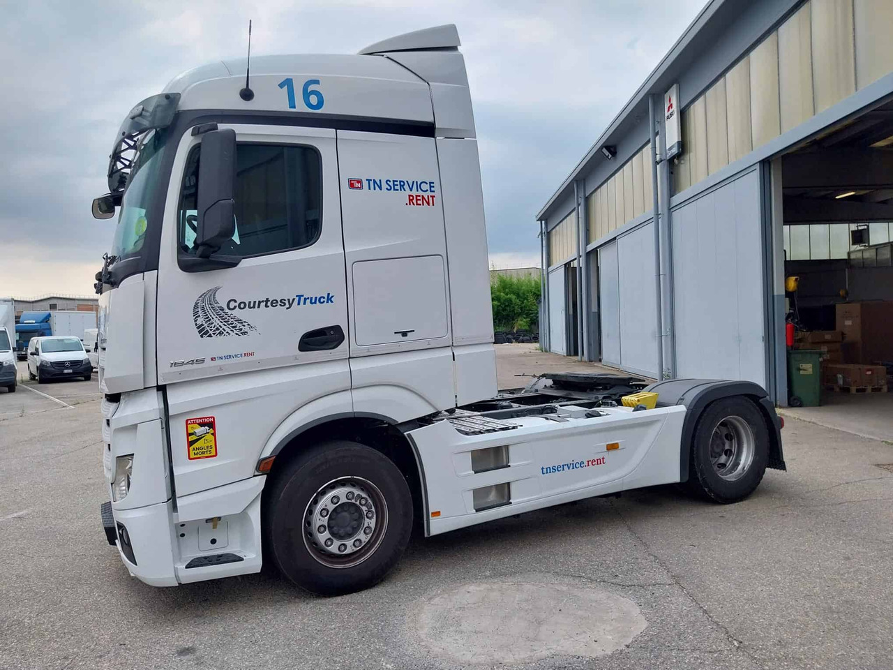 Ricambi Iveco 190.48 - Τράκτορας: φωτογραφία 2 Ricambi Iveco 190.48 - Τράκτορας: φωτογραφία 2