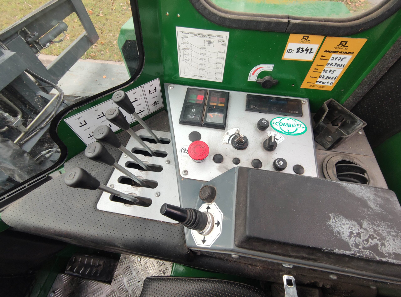 Combilift C4500 - Πετρελαιοκίνητο περονοφόρο: φωτογραφία 5 Combilift C4500 - Πετρελαιοκίνητο περονοφόρο: φωτογραφία 5