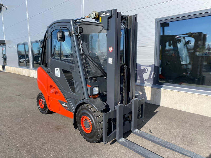 Linde H30T-02 EVO - Υγραεριοκίνητο περονοφόρο: φωτογραφία 4 Linde H30T-02 EVO - Υγραεριοκίνητο περονοφόρο: φωτογραφία 4