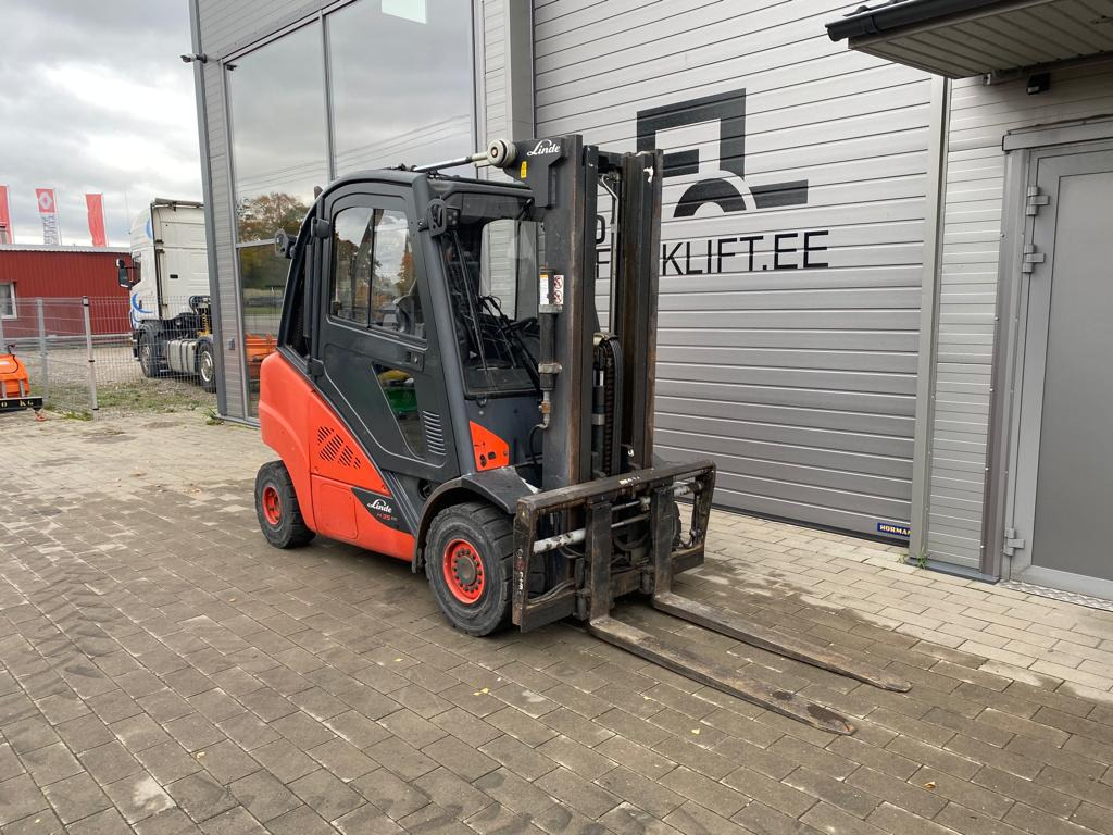 Linde H35D - Πετρελαιοκίνητο περονοφόρο: φωτογραφία 2 Linde H35D - Πετρελαιοκίνητο περονοφόρο: φωτογραφία 2